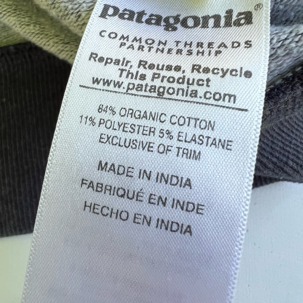 Women’s Patagonia organic cotton blue zip up hoody - Picture 5 of 6